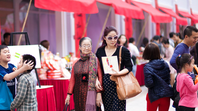 Thưởng thức hương vị Tết cổ truyền tại Chợ tết Ecopark