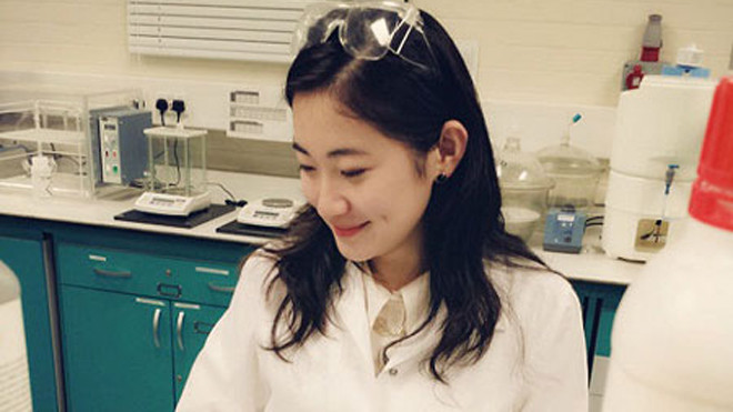 Hình ảnh mới nhất của mĩ nữ tiến sĩ 'tuyển người yêu'