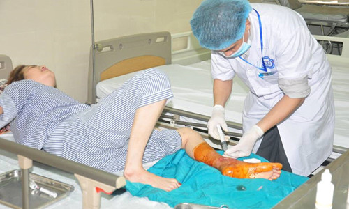 Chăm sóc bàn chân đối với bệnh nhân tiểu đường rất quan trọng. Ảnh: T.Q.