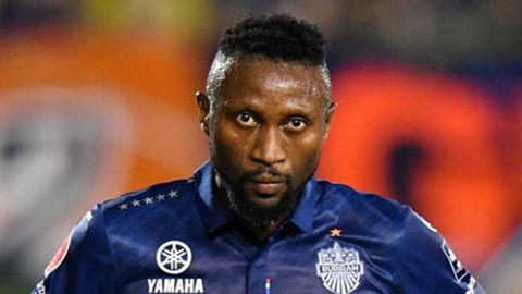 Bị đội bóng Thái thanh lý, Hoàng Vũ Samson trở lại 'mái nhà xưa'