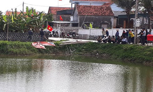 Hiện trường nơi tìm thấy thi thể nữ sinh. (ảnh: báo Nghệ An)