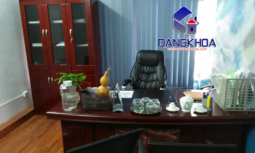 Bàn giám đốc 1m6 mới 100% giá thanh lý chỉ có 1.650.000đ >> Xem chi tiết ngay