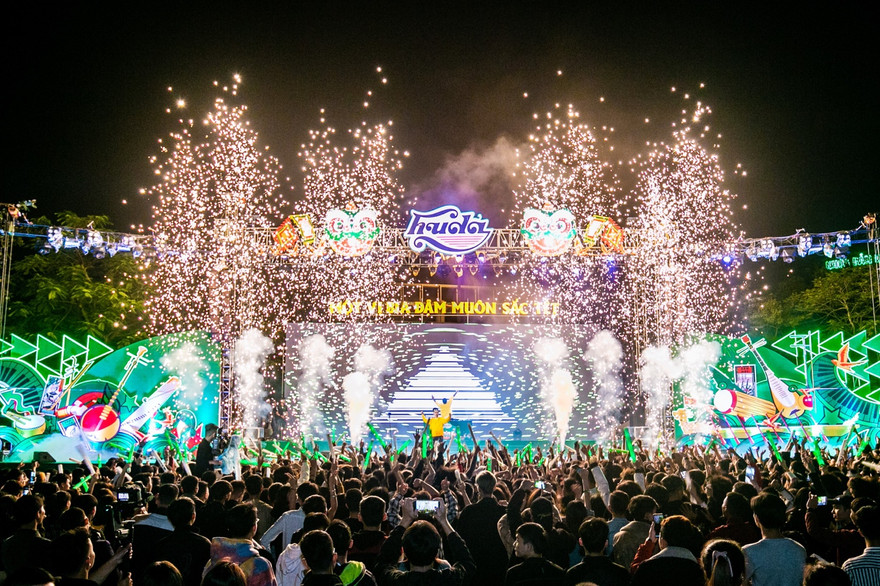 Các tiết mục được dàn dựng vô cùng công phu đã đem tới những giây phút thăng hoa cho các khán giả.