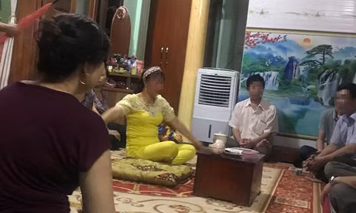 "Bà chúa" đang làm việc.