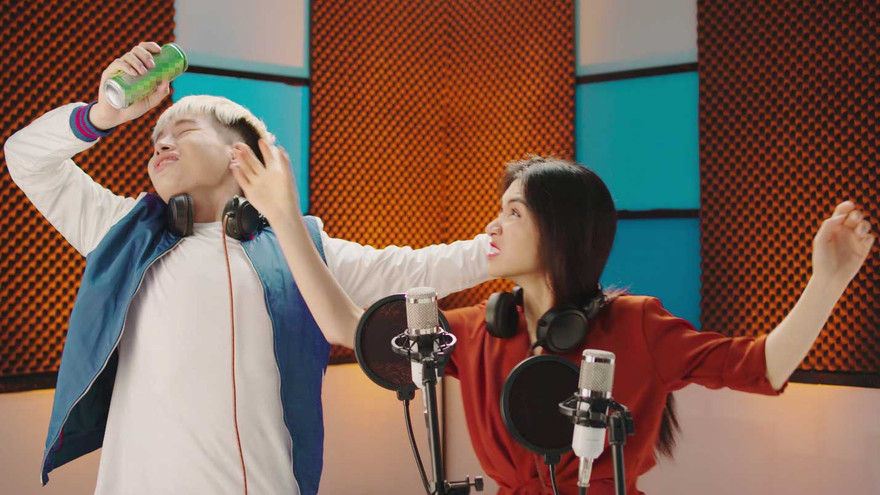 Gia đình Hoa Dâm Bụt “tương tàn” vì giành ăn