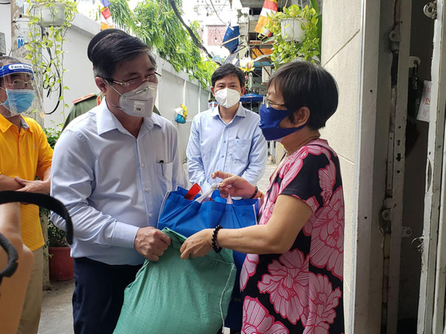 TPHCM hỗ trợ khẩn cấp ‘túi an sinh xã hội’ cho người nghèo, ở trọ