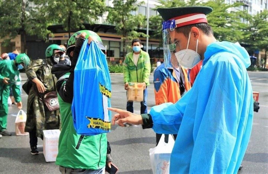 TPHCM ban hành văn bản khẩn cho phép shipper hoạt động từ 30/8