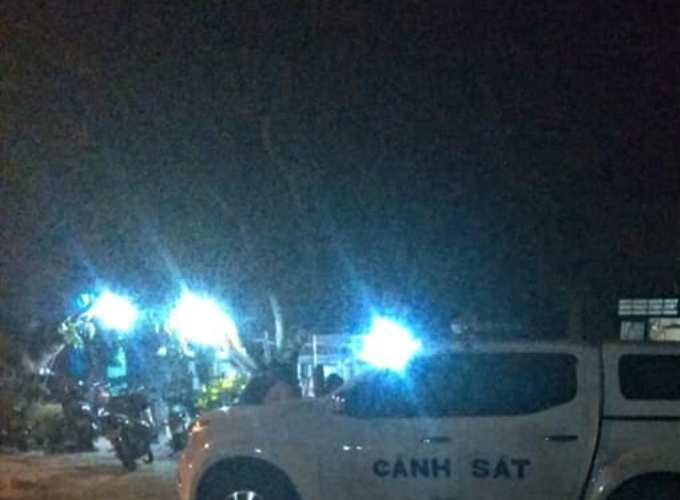 Công an khám hiện trường