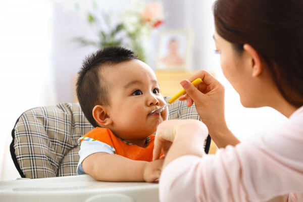 Sữa non Onefa Mama – Bí quyết nuôi con 'nhàn tênh' của các bà mẹ hiện đại