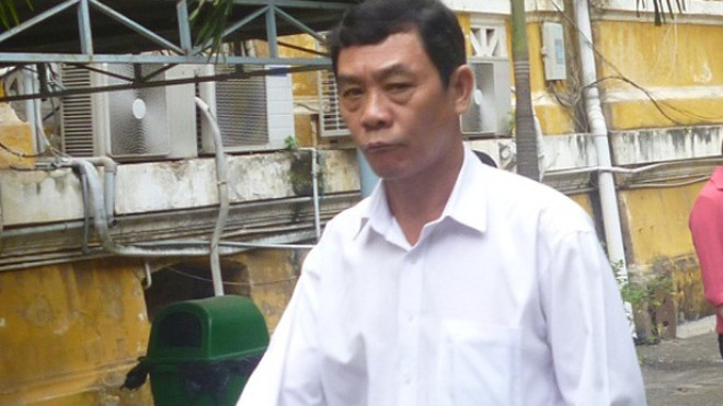 Bị cáo Xiếu lặng lẽ ra về và sắp phải chấp hành hình phạt 3 năm tù giam