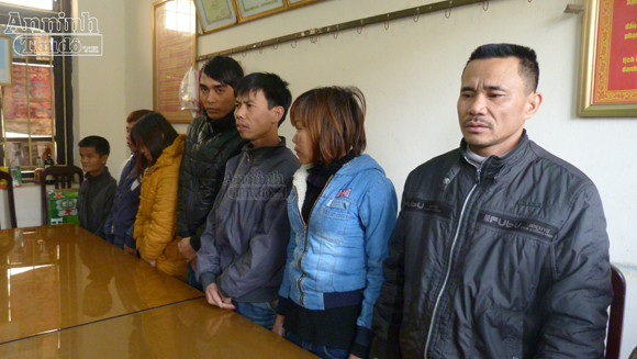 Triệt phá sòng bạc toàn chủ quán tẩm quất