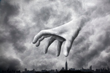 Chúng ta đã sống sót qua những ngày tận thế như thế nào?