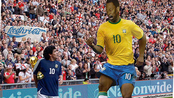 Bất đồng luôn tồn tại giữa hai số 10 lớn nhất trong lịch sử bóng đá. 