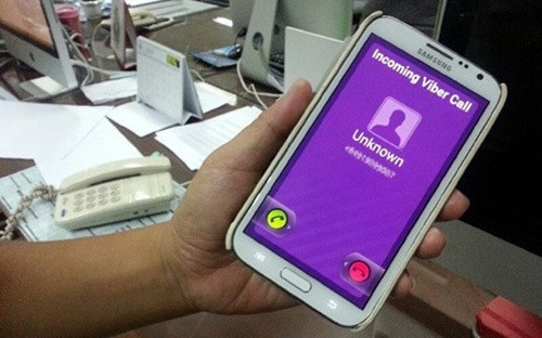 Trong khi các doanh nghiệp OTT miễn phí dịch vụ và tìm kiếm doanh thu, lợi nhuận bằng quảng cáo, còn các nhà mạng thì chẳng thể làm như thế được.