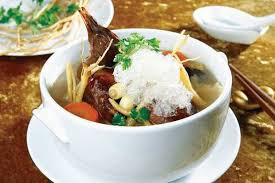 Tổ yến giúp “cải lão hoàn đồng”