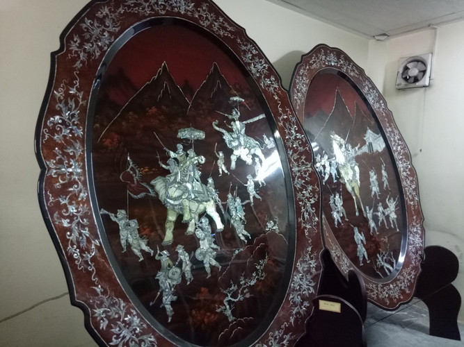 Cặp đĩa khổng lồ không bán chỉ có ở Bình Dương