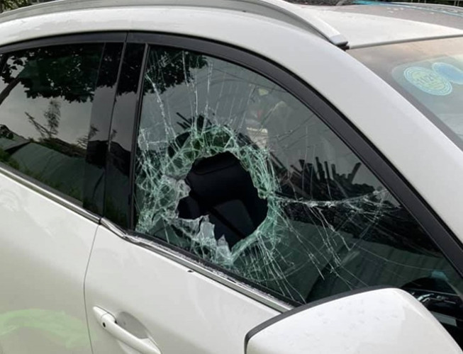 Truy tìm nghi phạm đập kính ô tô trộm tiền tỷ ở Bình Dương