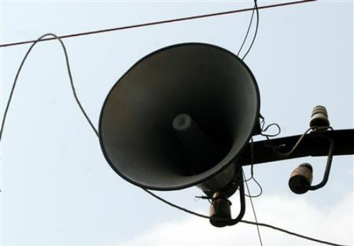 Loa phường ở Hà Nội. Ảnh: Reuters