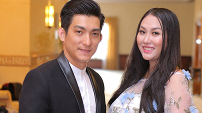 Phi Thanh Vân và chồng cũ tham gia một sự kiện.