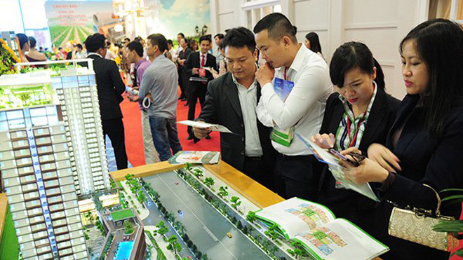 Bất động sản đang phát triển lệch pha