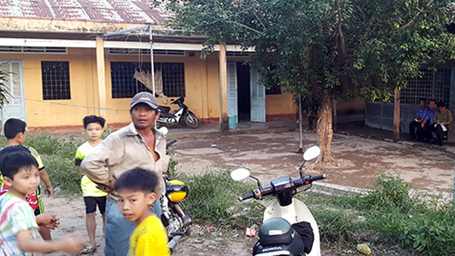 Trường tiểu học, nơi nam giáo viên bị đâm chết. Ảnh: C.A