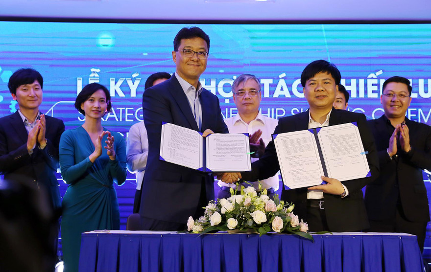 Samsung cùng Egroup đưa ứng dụng công nghệ thông minh vào môi trường giáo dục