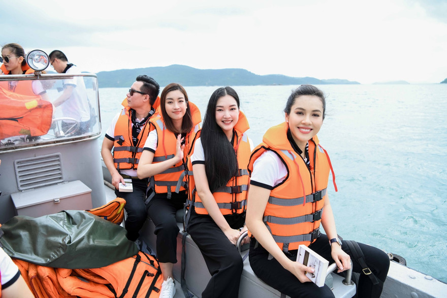 Hoa hậu Đỗ Mỹ Linh: “Hãy bắt đầu từ “Đắc nhân tâm”