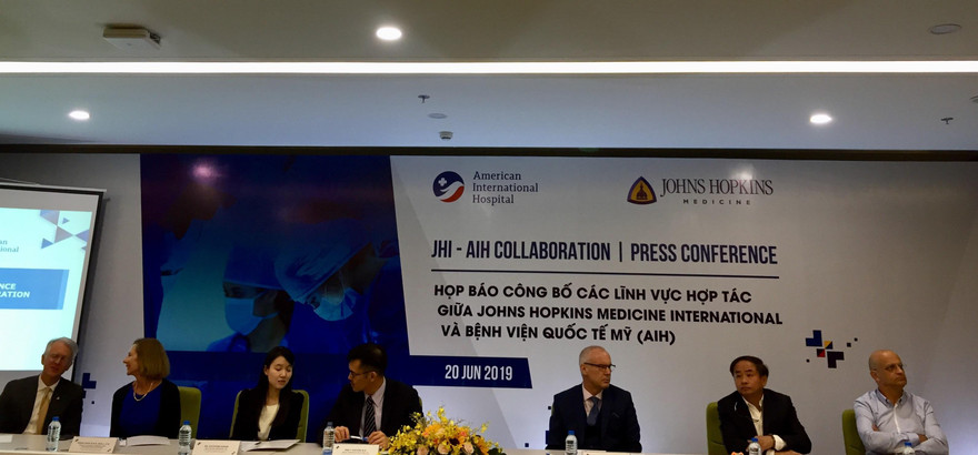 Bệnh viện Quốc tế Mỹ hợp tác với Johns Hopkins International