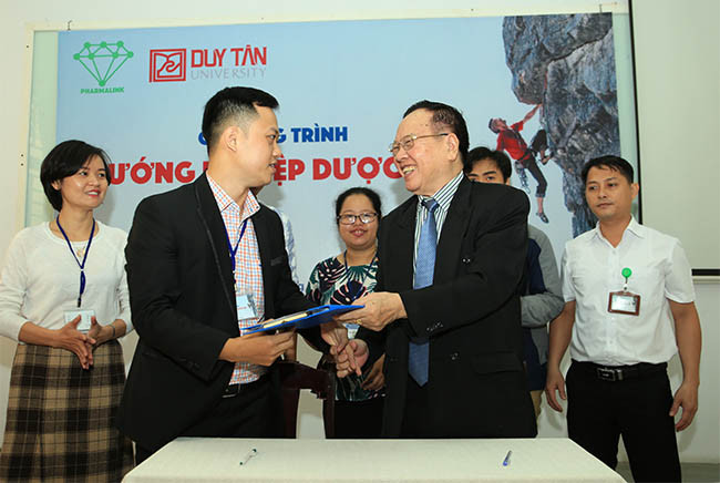 Đưa nội dung Hướng nghiệp & Khởi nghiệp vào chương trình Đào tạo