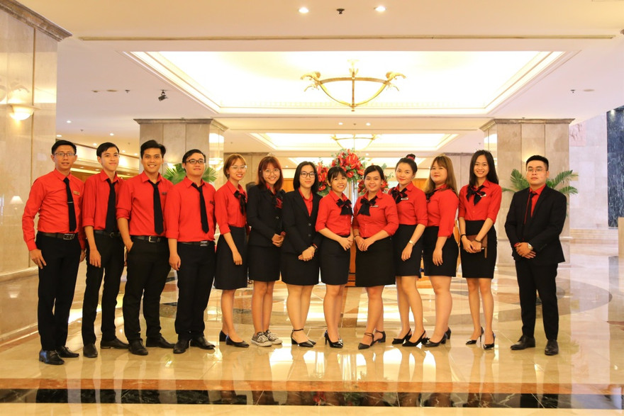 Chuyến học tập thực tế tại Lotte Legend Hotel của sinh viên UEF