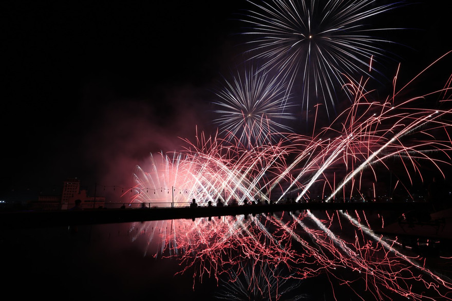 “Sao” nào sẽ góp mặt trong đêm pháo hoa Đà Nẵng 8/6 tới?