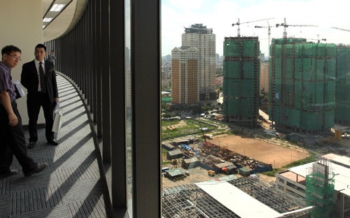 Mở rộng phạm vi hoạt động kinh doanh bất động sản cho các tổ chức, cá nhân nước ngoài, người Việt Nam định cư ở nước ngoài là một trong những nội dung còn nhiều ý kiến khác nhau - Ảnh: Việt Tuấn.