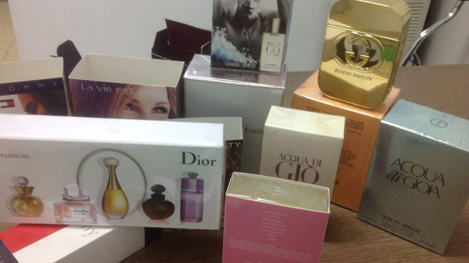 Nước hoa 'Made in France' nhập lậu từ Trung Quốc