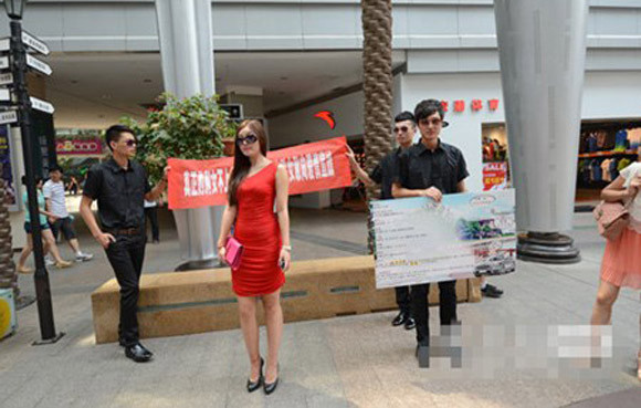 5 cách tuyển người yêu kỳ quặc nhất thế giới