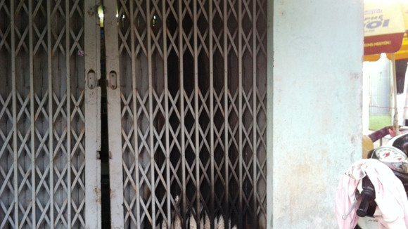 Khoá trái cửa để sát hại người yêu