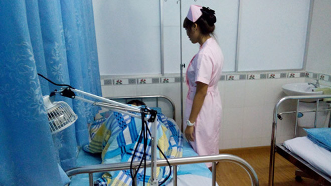 PK Elizabeth quảng bá quá chức năng, sử dụng người Trung Quốc chưa có phép hành nghề - Ảnh: Thanh Tùng