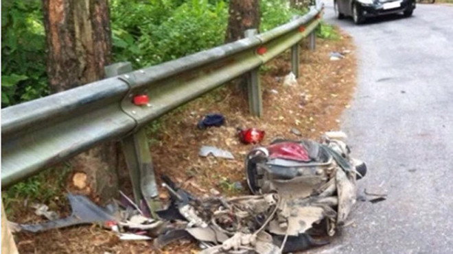 Đôi nam nữ chết thảm khi đổ đèo ở Tam Đảo