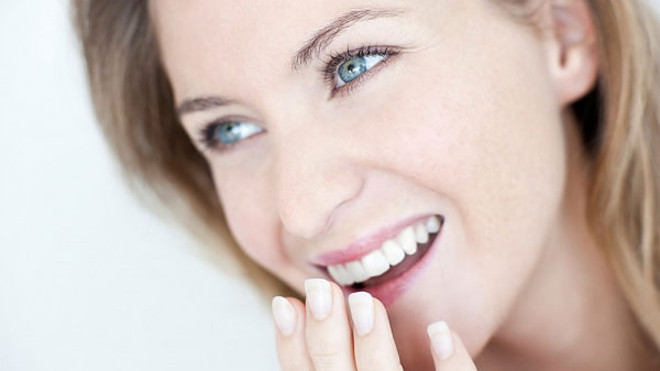 Ăn gì để giữ răng miệng sạch thơm bóng đẹp?