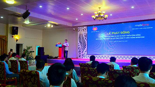 Toàn cảnh buổi lễ ký kết.