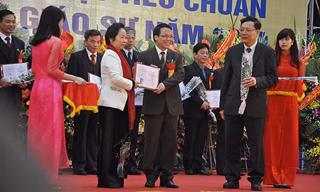 Ảnh Văn Chung