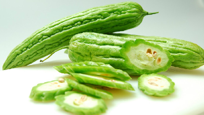 Trị hôi nách không khó với mướp đắng