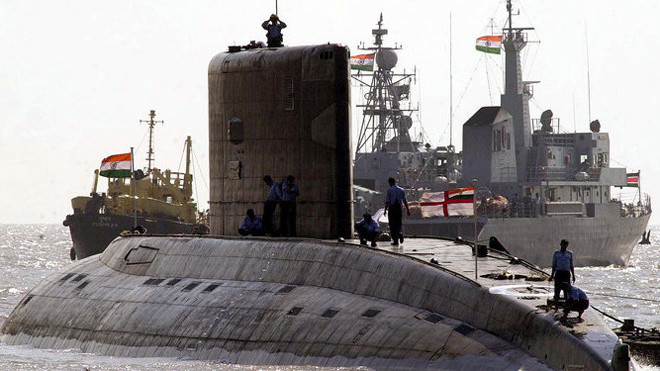 Tàu ngầm lớp Kilo (Ảnh Sputnik)