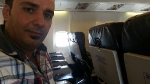 Hesham và Feras (trong ảnh) thực hiện kế hoạch bơi qua Địa Trung Hải chỉ một ngày sau khi quen nhau tại sân bay Amman ở Jordan. Ảnh: CNN