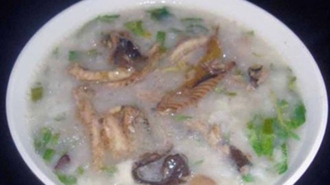 Cháo chim sẻ gạo lứt - món quà bí ẩn vợ đảm tặng chồng.