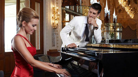 Jelena Ristic khiến Djokovic đổ ngay từ cái nhìn đầu tiên