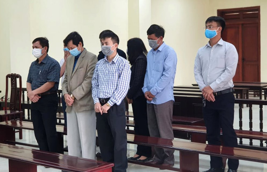 Các bị cáo tại phiên toà