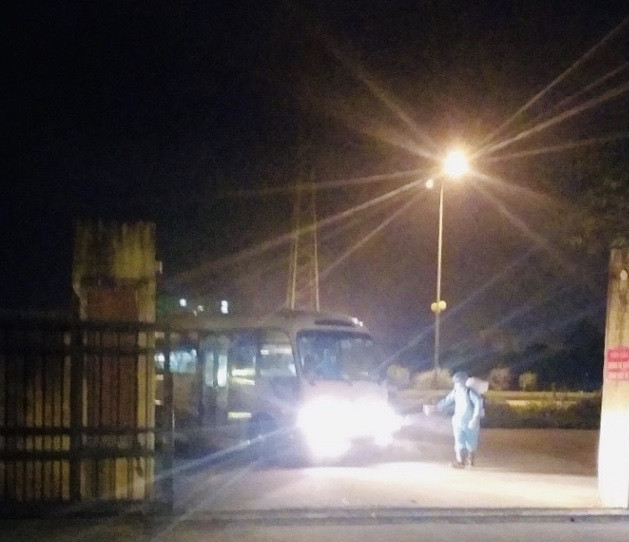 Thanh Hoá đưa 12 người Trung Quốc từ sân bay vào trung tâm cách ly