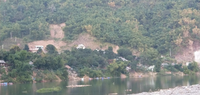 Rủ nhau ra sông tắm, hai học sinh đuối nước