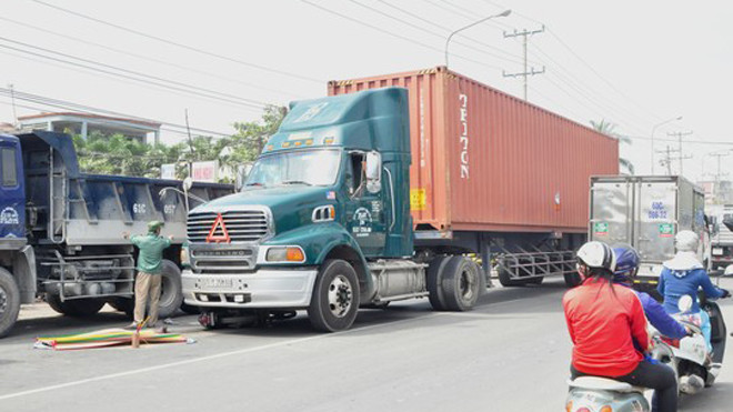 Hiện trường vụ tai nạn thương tâm