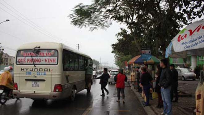 Hiện, hoạt động đón khách từ Vinh về các huyện đã trở lại bình thường. Ảnh: Hải Bình.